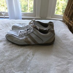 GUC Mens Shoes Sz 10
